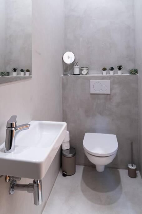 Sauna Apartment - เบอร์โน ภายนอก รูปภาพ